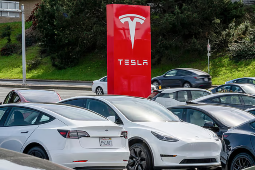 Tesla Q4 profits crash
