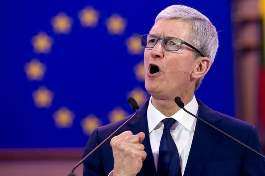 Apple CEO Tim Cook steps down